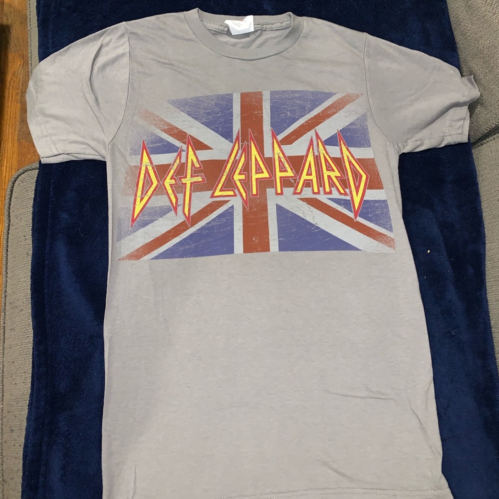 Def Leppard Women's T-shirt